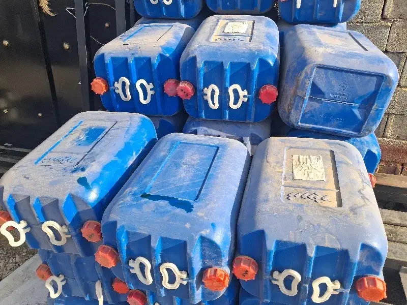 گالن 60 و بشکه 200 لیتری|مصالح و تجهیزات ساختمان|یاسوج, |دیوار