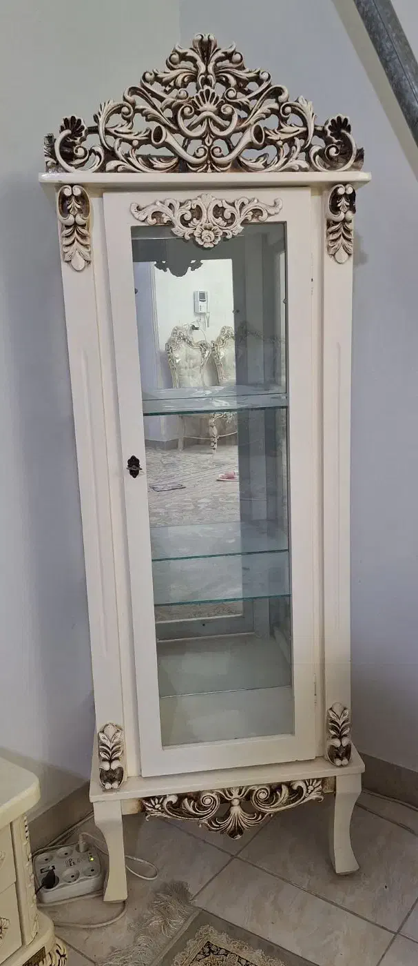 بوفه تمیز در حد نو|بوفه، ویترین، کنسول|محمدیه-قزوین, |دیوار