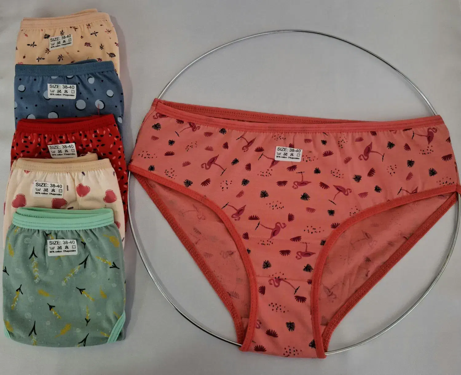 لباس زیر|لباس|رشت, شهرک قدس|دیوار