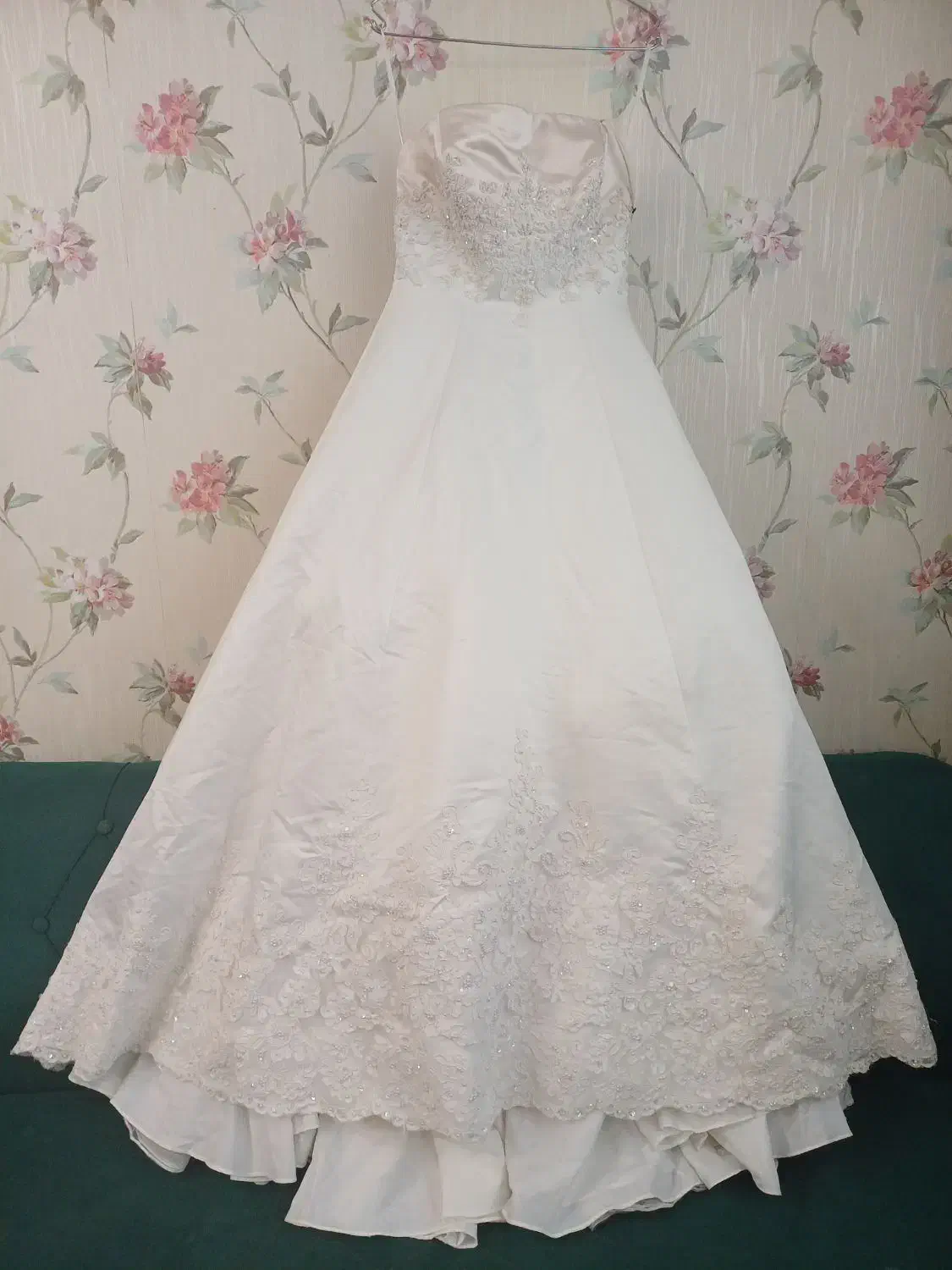 لباس عروس اروپایی بسیار شیک و خاص|لباس|شیراز, تندگویان|دیوار