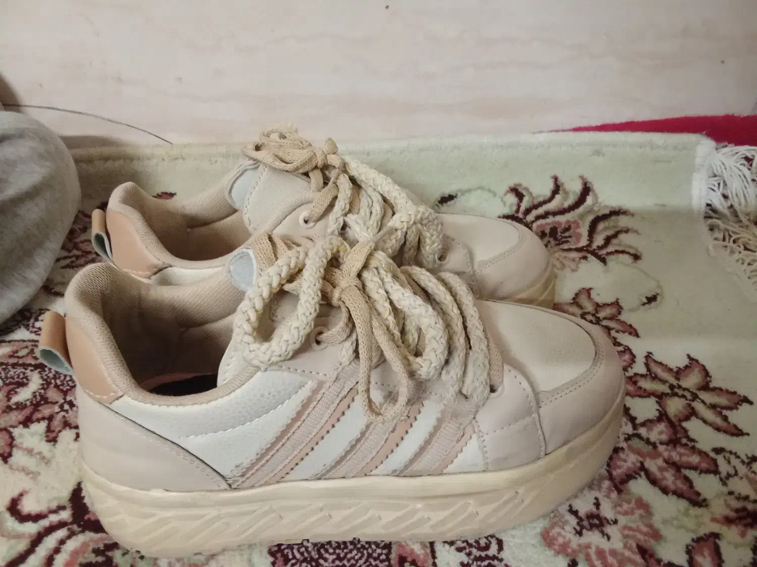 کفش قیمت 350تومان|کیف، کفش، کمربند|نیشابور, رحمت آباد|دیوار