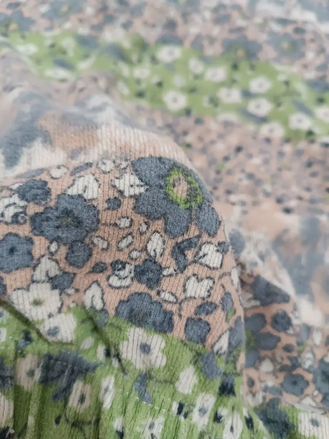 لباس دخترانه|لباس|قم, شهرک مهدیه (مدرس)|دیوار