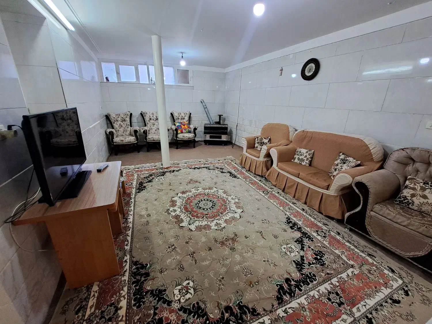 منزل اجاره ای در بست با تمام امکانات|اجارهٔ کوتاهمدت آپارتمان و سوئیت|قم, خاکفرج|دیوار