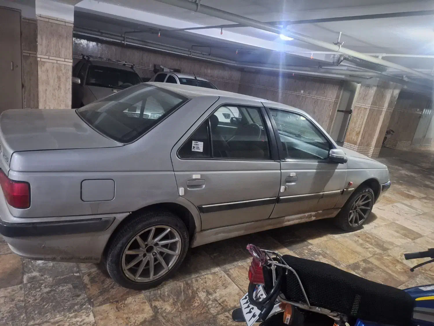 پژو پارس مدل ۸۲|خودرو سواری و وانت|تهران, خاک سفید|دیوار