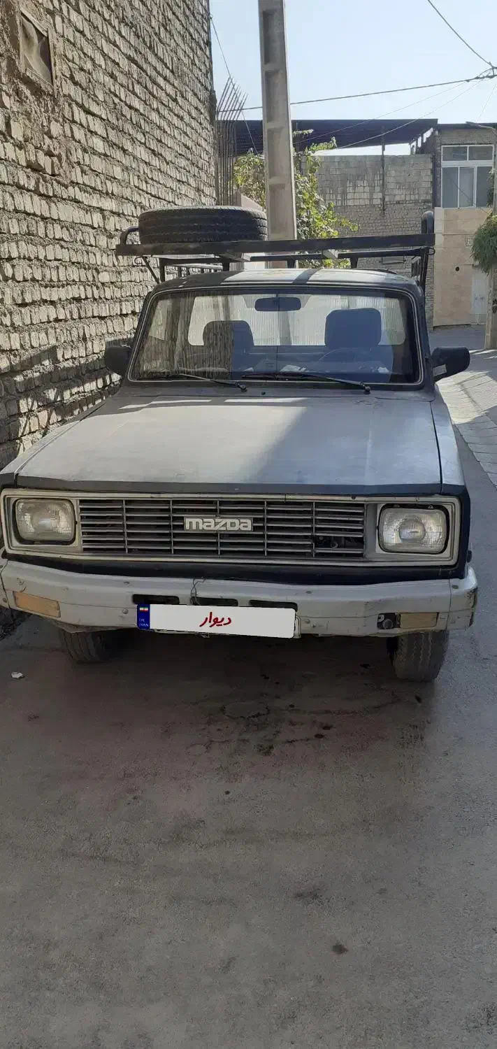 مزدا ۱۶۰۰ مدل ۱۳۷۶|خودرو سواری و وانت|خمینیشهر, |دیوار