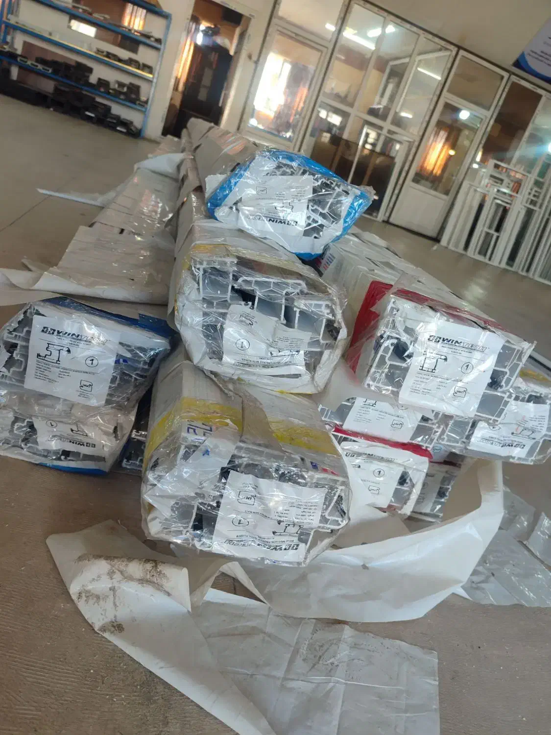 تعمیرات درب پنجره دوجداره upvc ونصب توری پلیسه|خدمات پیشه و مهارت|قدس, شهرقدس|دیوار