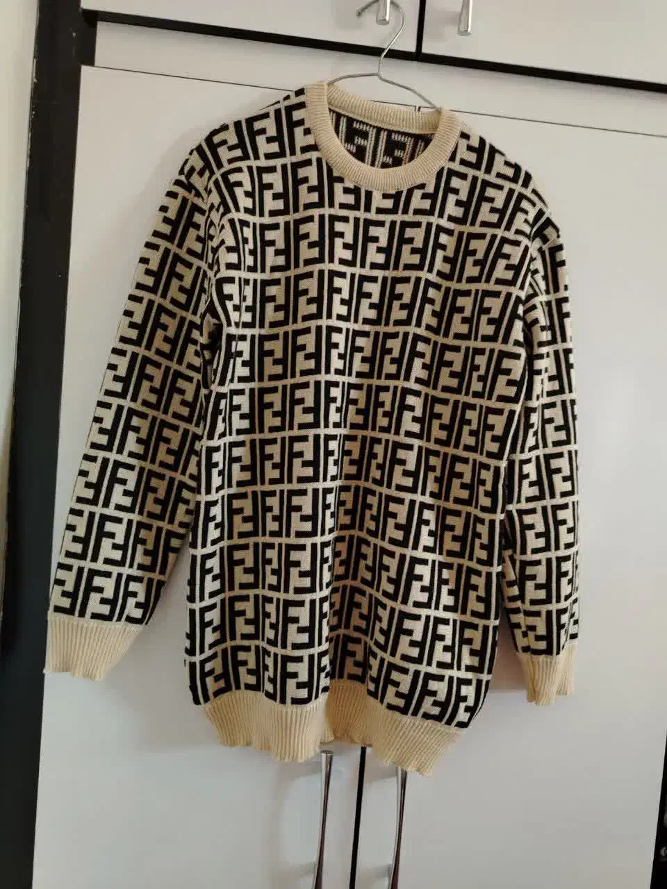 لباس بافت|لباس|لنجان, |دیوار