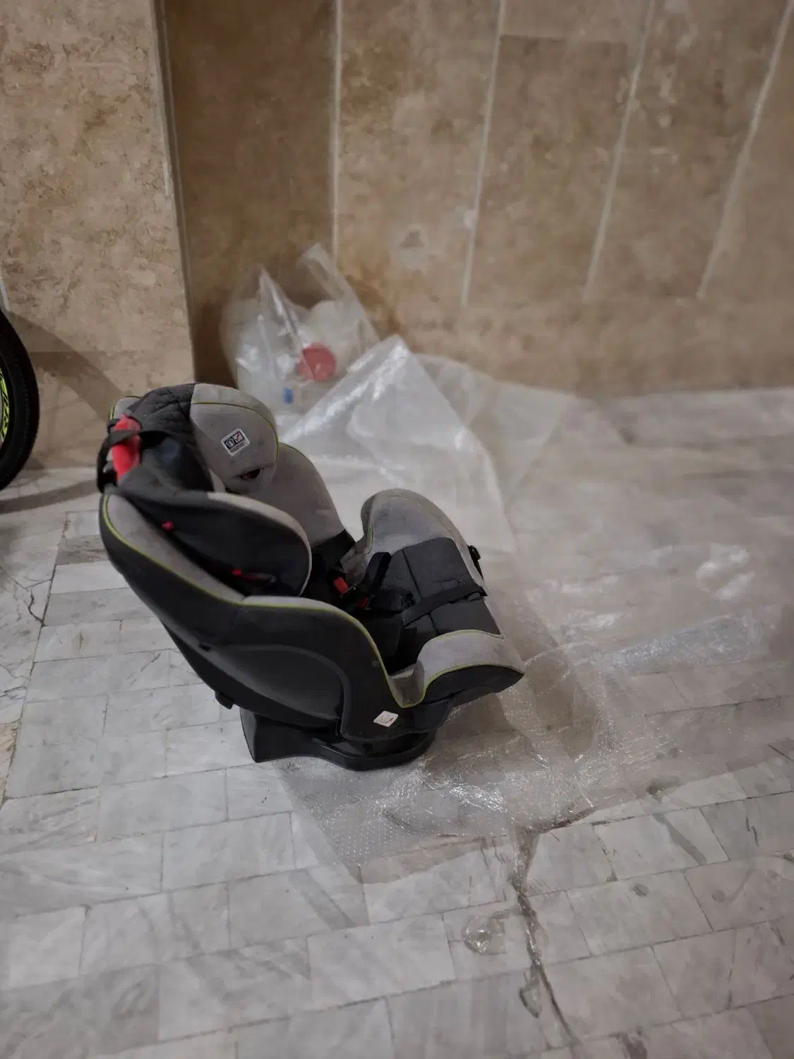 صندلی کودک مارک evenflo|تخت و صندلی بچه|تهران, شهرک آزادی|دیوار