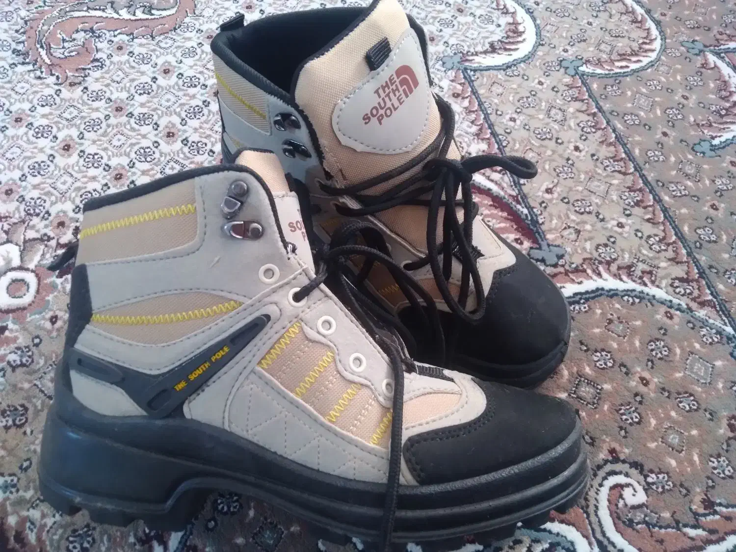 نیم پوت|کیف، کفش، کمربند|اسلام‌‌آباد غرب, |دیوار