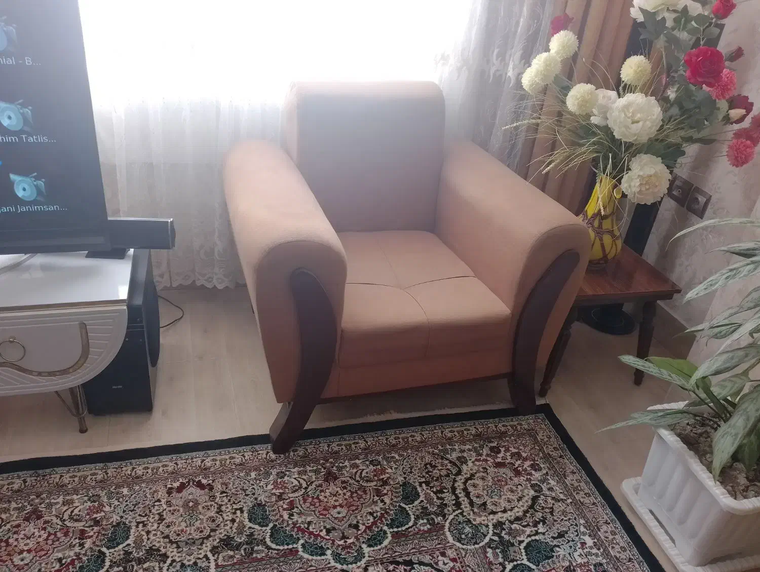 فروش مبل ۷نفره|مبلمان خانگی و میز عسلی|مراغه, |دیوار