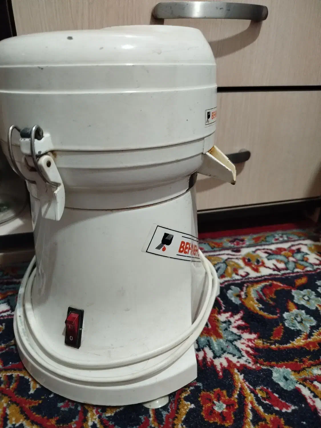 چرخ گوشت و دو عدد ابمیوه گیری|خردکن، آسیاب، غذاساز|شیراز, دشت چنار|دیوار