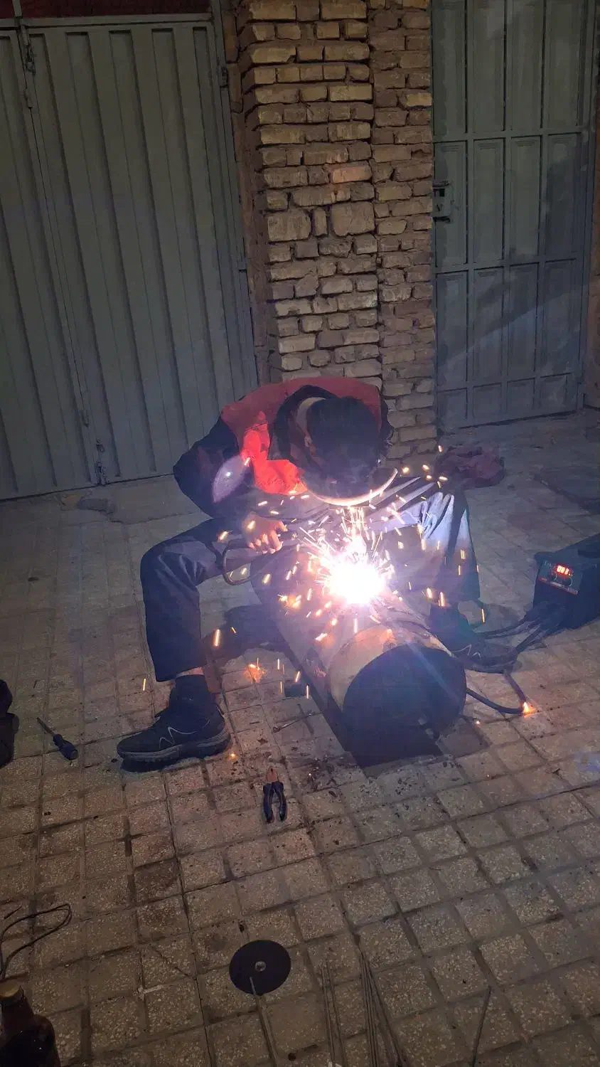 تعمیرات آبگرمکن تعمیرات بخاری گازی جوشکاری آبگرمکن|خدمات پیشه و مهارت|یزد, |دیوار