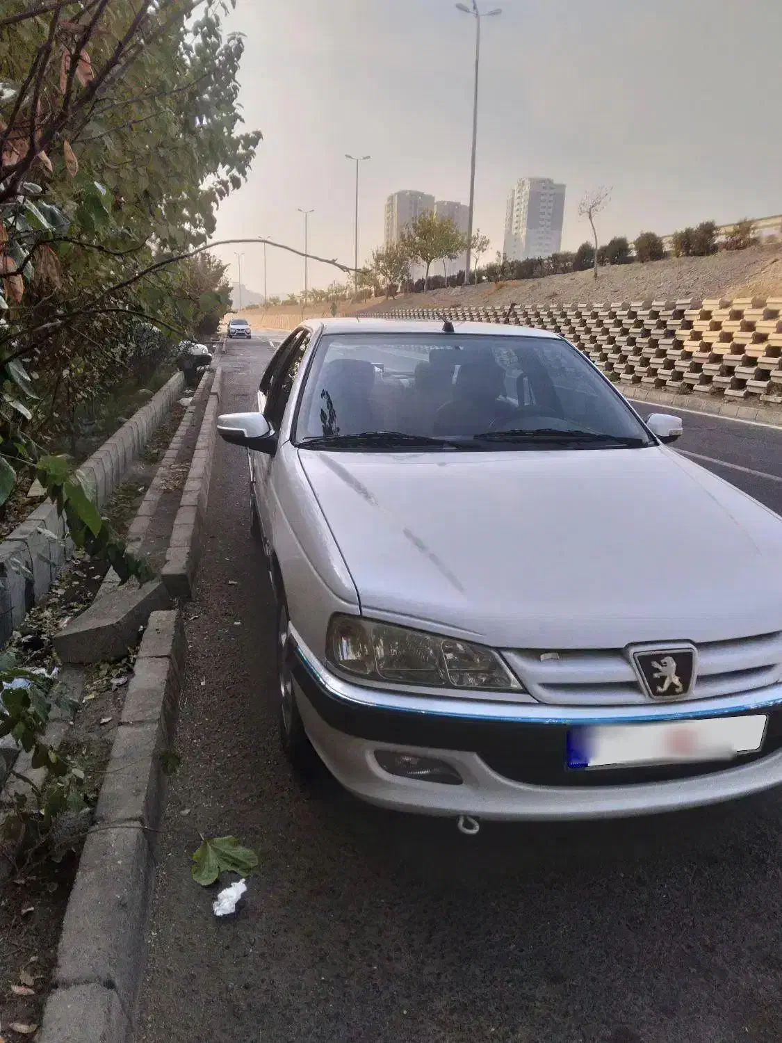 پژو پارس پرشیا اتوماتیک tu5 بدون رنگ مدل ۹۸|خودرو سواری و وانت|تهران, آبشار تهران (دریاچه)|دیوار