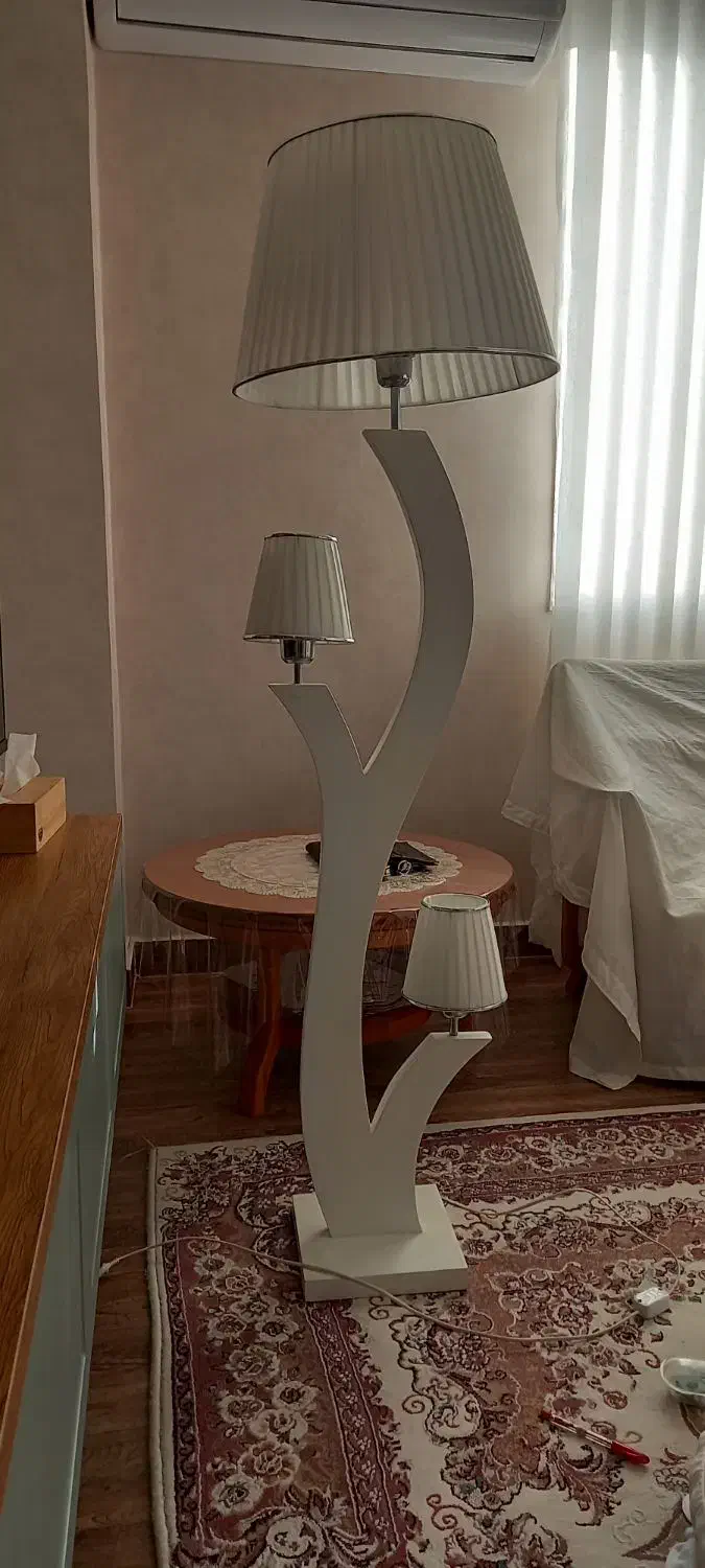 آباژور چوبی به رنگ سفید|چراغ خواب و آباژور|بندر انزلی, سامانسر|دیوار