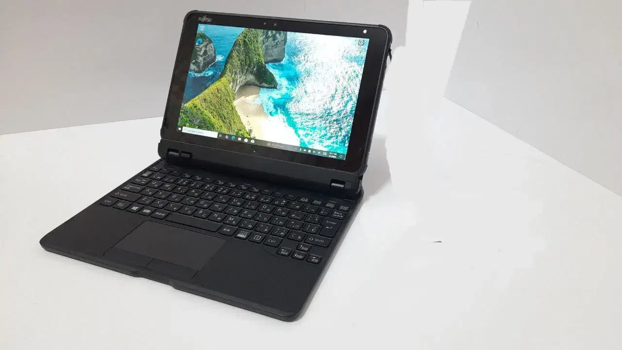 فوجیتسو Q5010 نسل جدید ویندوز 10 SSD همراه کیبورد|تبلت|تهران, گیشا|دیوار