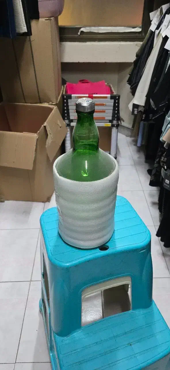 بطری 6 لیتری شیشه ای محافظت شده با فوم اسفنجی|ظروف نگهدارنده، پلاستیکی، یکبارمصرف|اصفهان, جلفا|دیوار