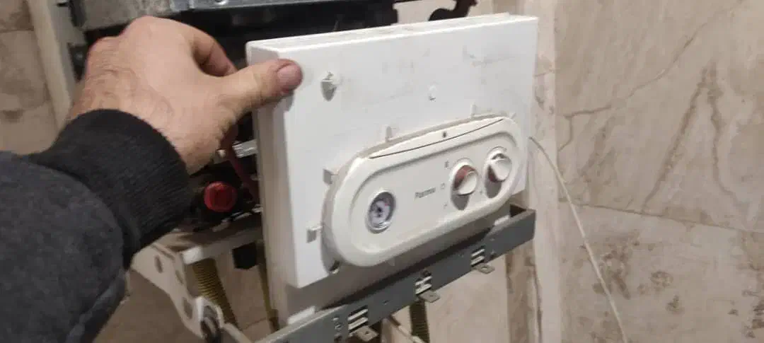 تعمیرتخصصی انواع پکیج دیواری در کل شهر|خدمات پیشه و مهارت|رشت, دروازه لاکان|دیوار