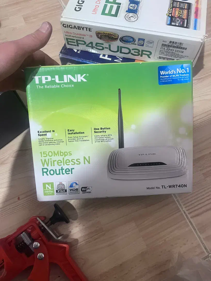 روتر tplink tl-wr740n|مودم و تجهیزات شبکه|شاهین‌شهر, مخابرات (شهید بهشتی)|دیوار