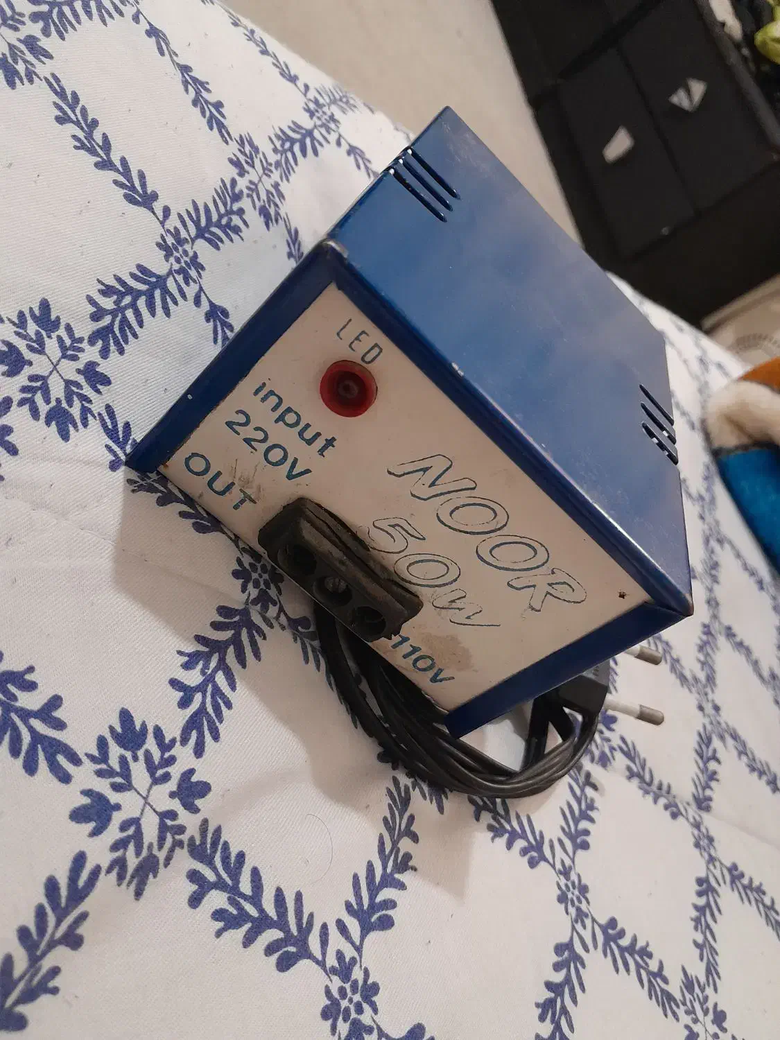 تبدیل برق ۲۲۰ ولت به ۱۱۰ ولت|سایر لوازم برقی|بروجرد, |دیوار