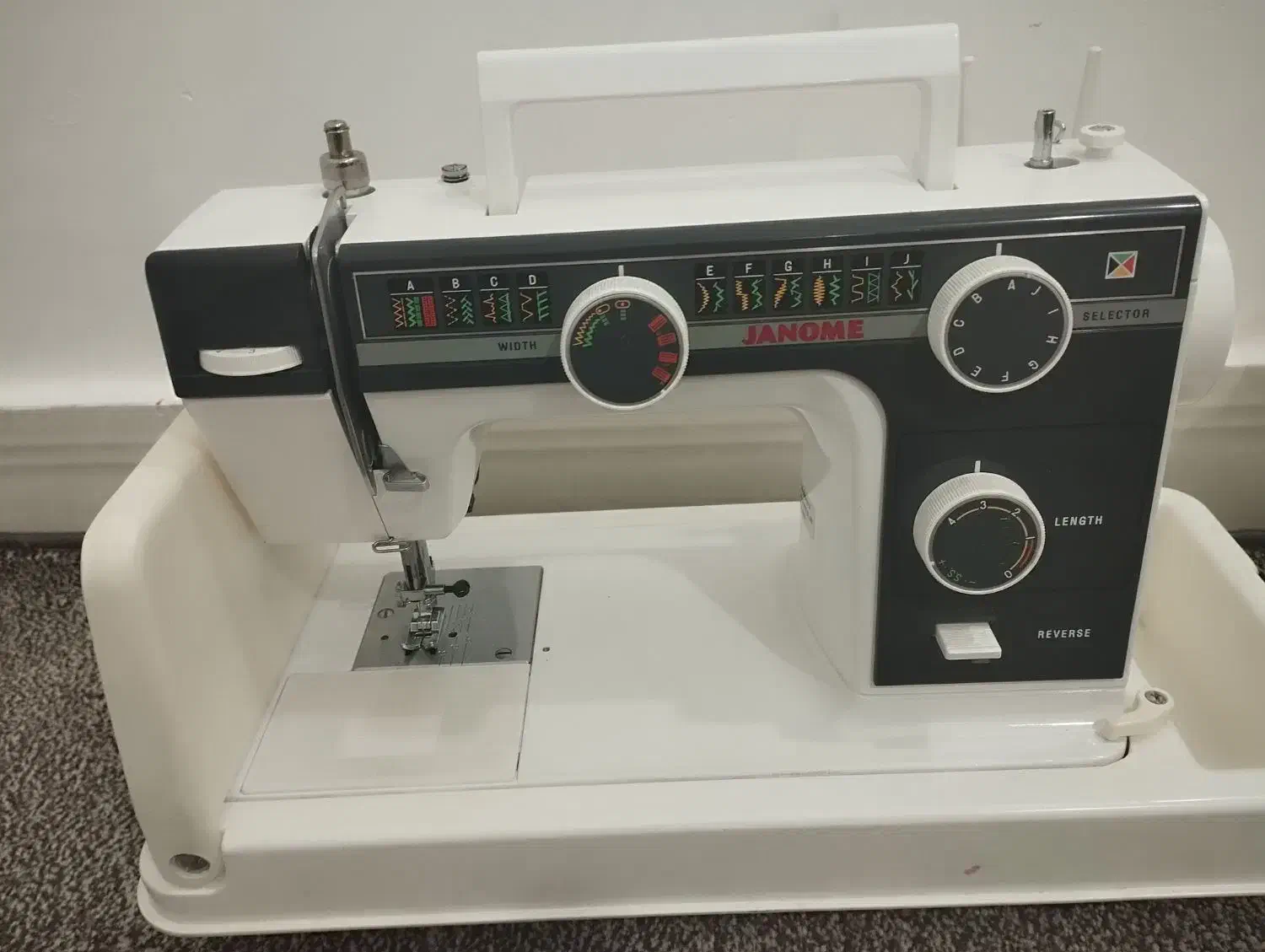 چرخ خیاطی ژانومه|چرخ خیاطی و ریسندگی|بندر امام خمینی, |دیوار