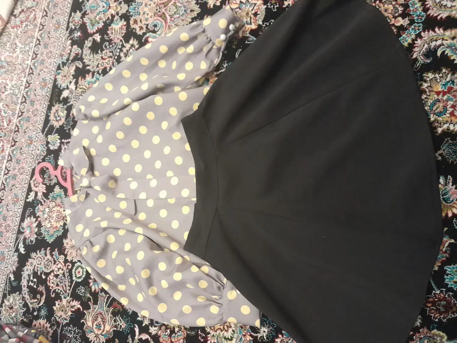 تعدادی لباس بچگانه دخترانه واسپرت|کفش و لباس بچه|وحیدیه, |دیوار