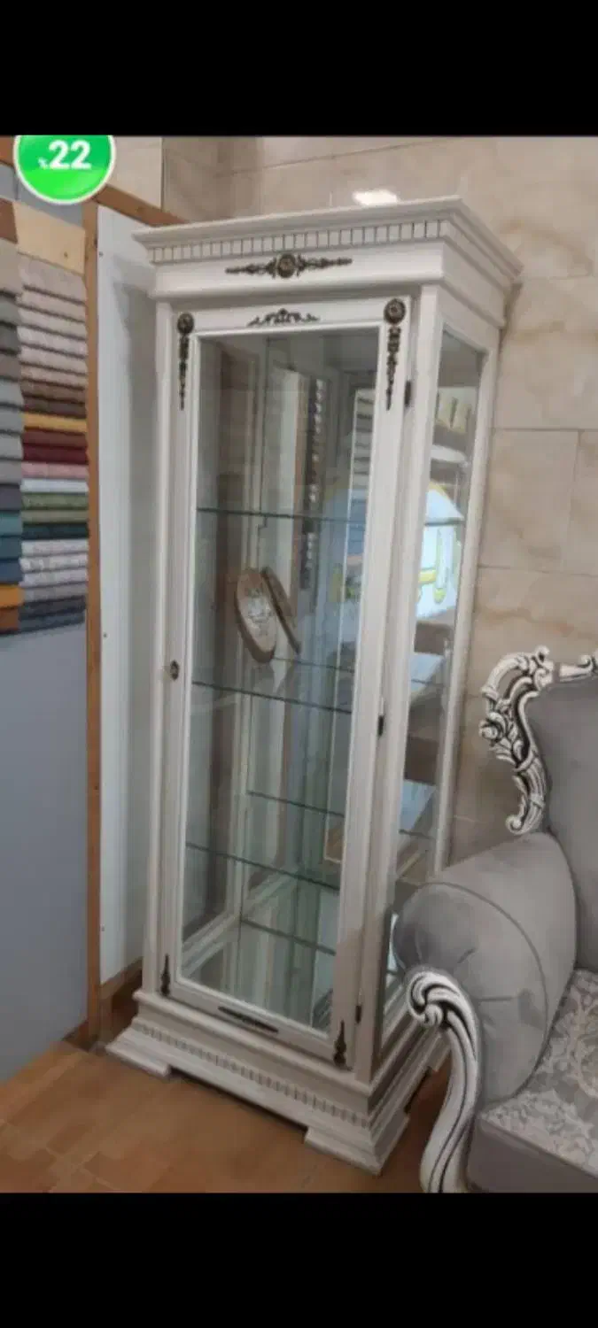 ویترین نو بدلیل جمع کردن مغازه|بوفه، ویترین، کنسول|رشت, چمارسرا|دیوار