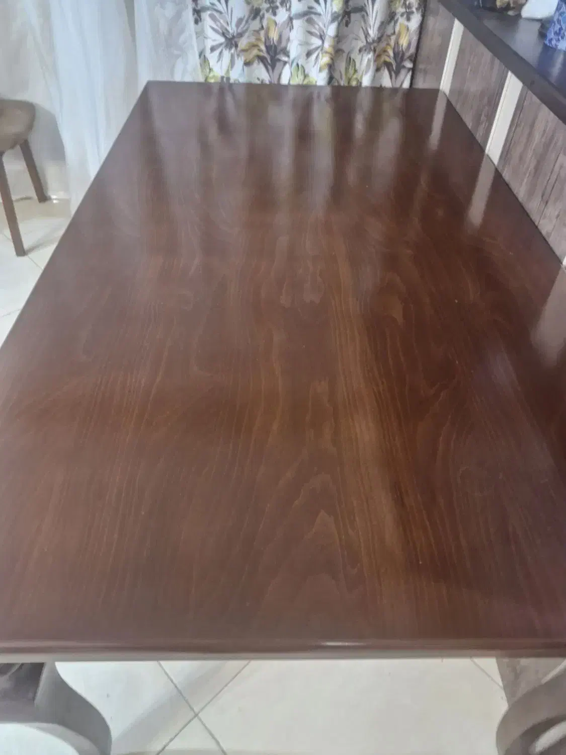 میز|میز و صندلی غذاخوری|برخوار, |دیوار