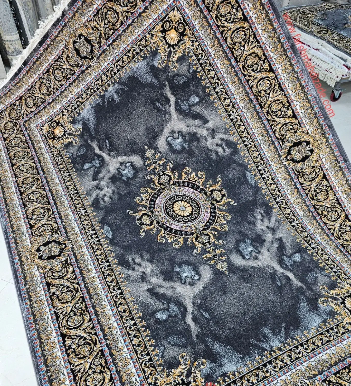 نو نو|فرش|علی‌آباد کتول, |دیوار