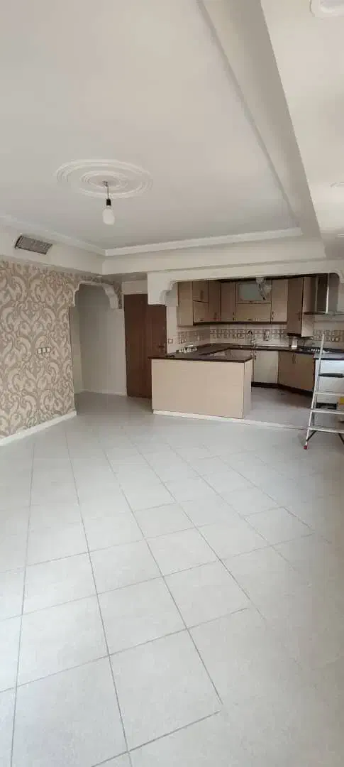 شاه آبادی/دریاباری نزدیک مترو پیروزی/65M/غرق نور