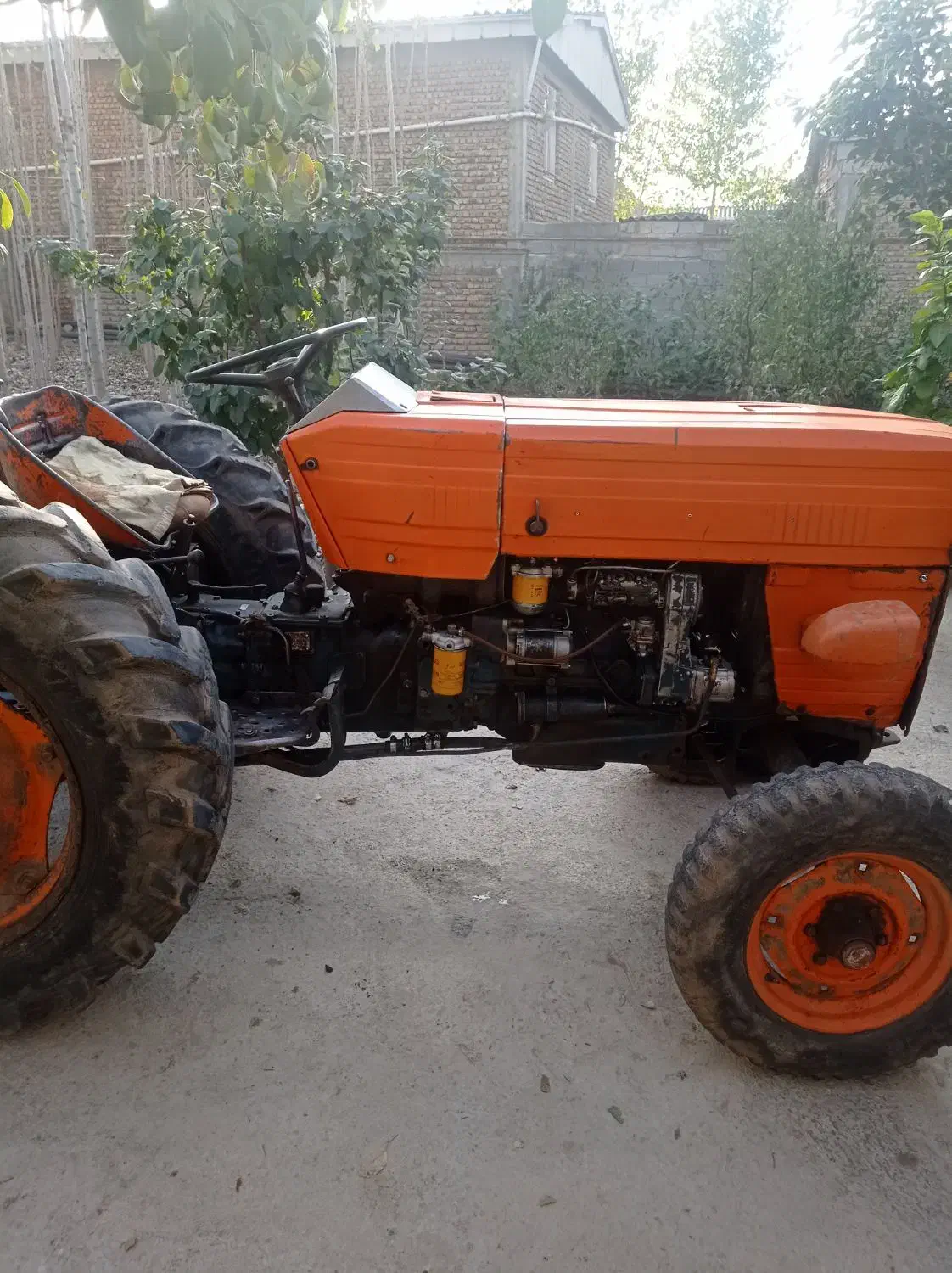 تراکتور فیات سه سیلندر مدل 1364 بی رنگ|خودرو سنگین|صادق آباد, |دیوار