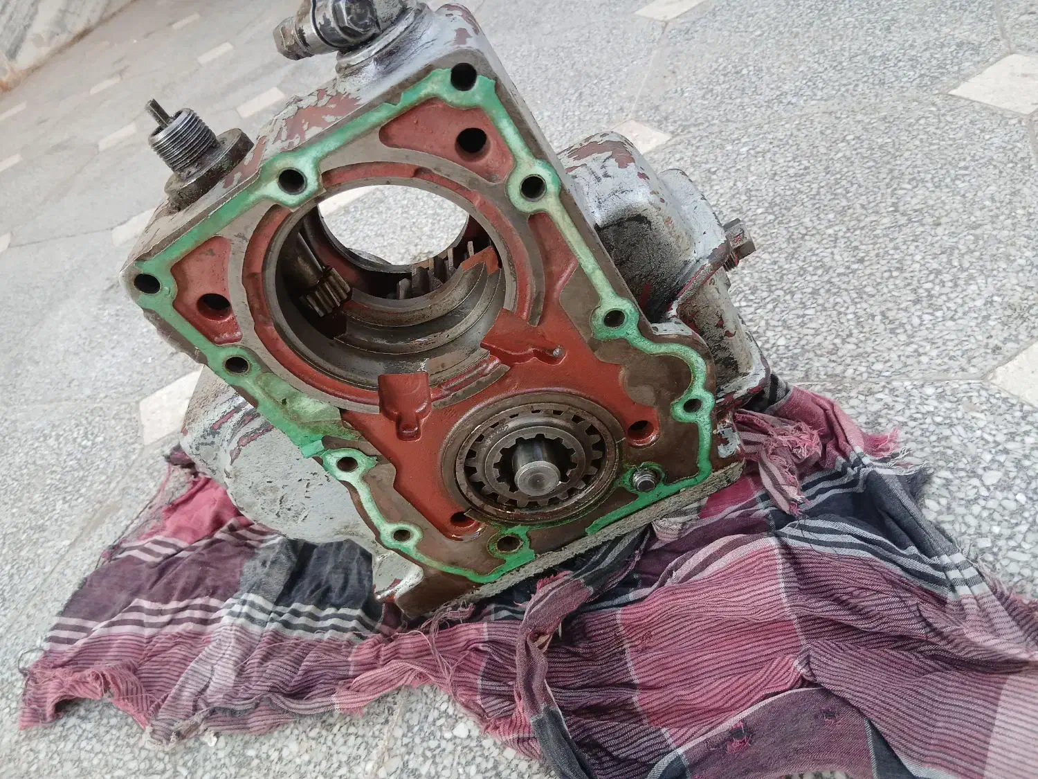 بغل گیربکس|قطعات یدکی و لوازم جانبی|رفسنجان, |دیوار