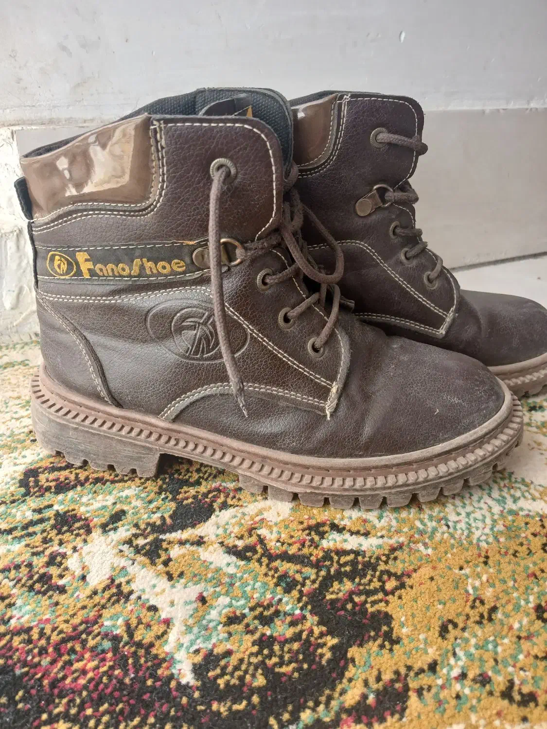 نیم بوت پسرونه چرم اصل|کیف، کفش، کمربند|خرمآباد, |دیوار