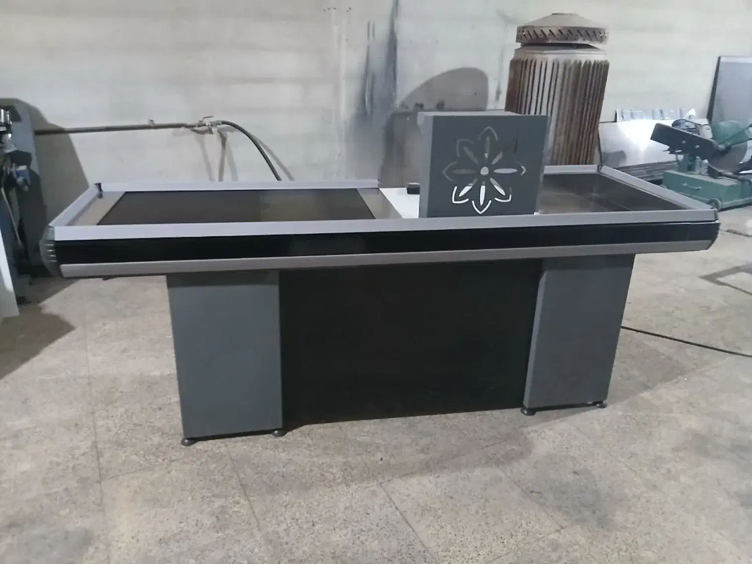 میز چک اوت با کیفیت|فروشگاه و مغازه|تهران, تهرانپارس غربی|دیوار