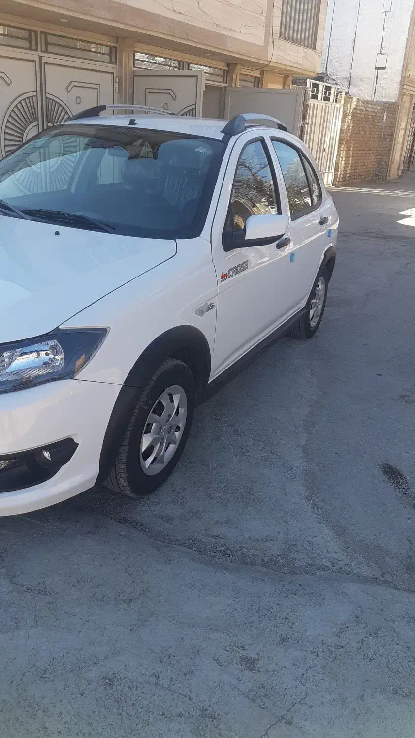 کوئیک۱۴۰۴ کم کارs|خودرو سواری و وانت|خرم‌آباد, |دیوار