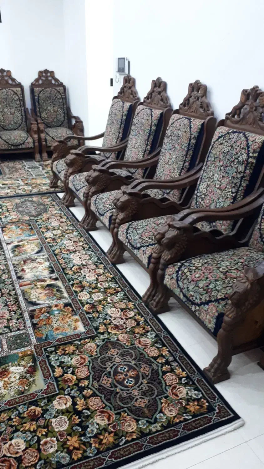 فروش مبل قالی|مبلمان خانگی و میز عسلی|رفسنجان, |دیوار