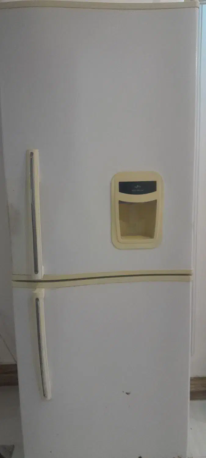 یخچال فریزرهیرکانیان کاملاسالم بدون خرابی|یخچال و فریزر|آزادشهر, |دیوار