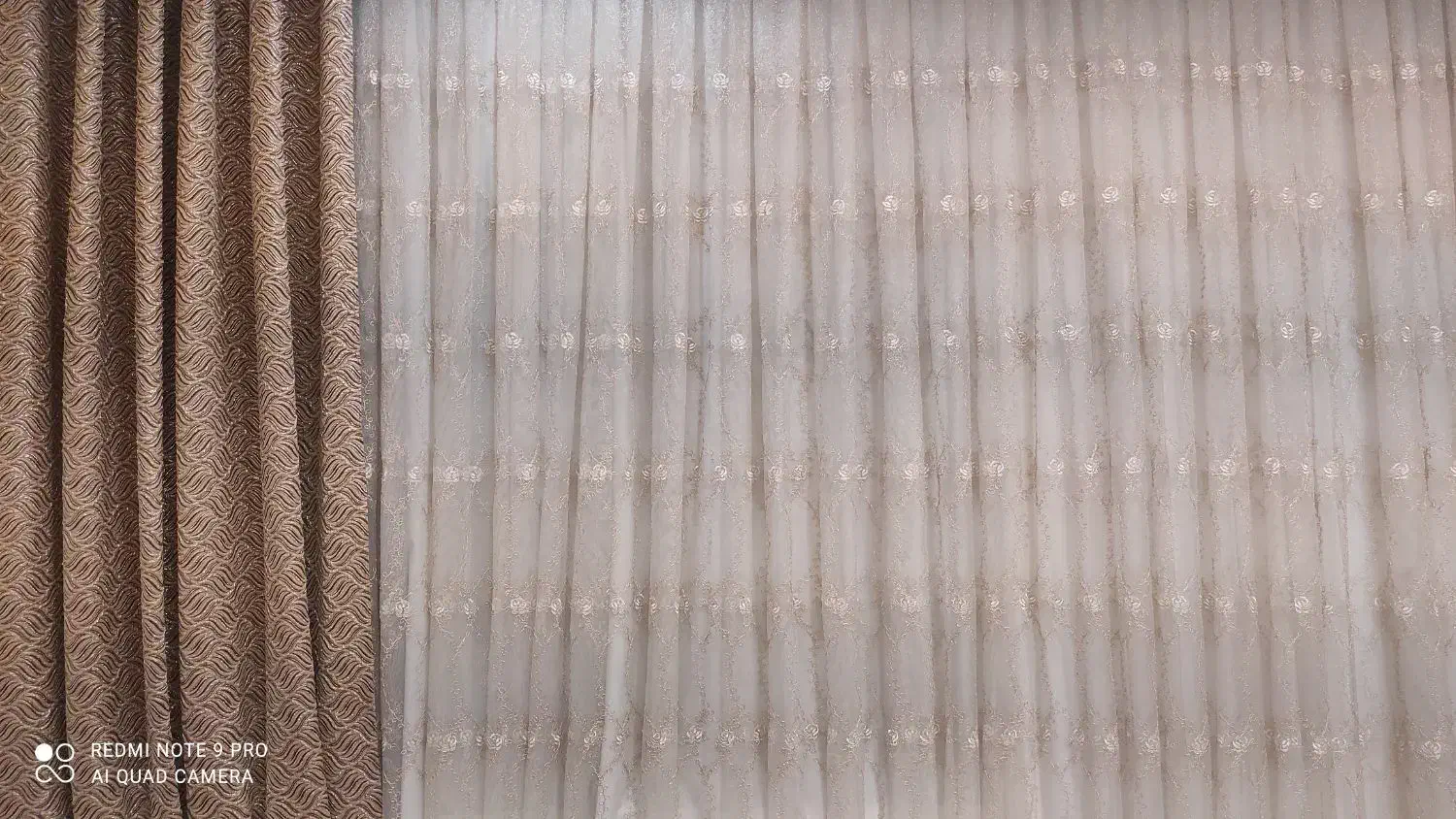 پرده|پرده، رانر، رومیزی|ری, فیروزآبادی|دیوار