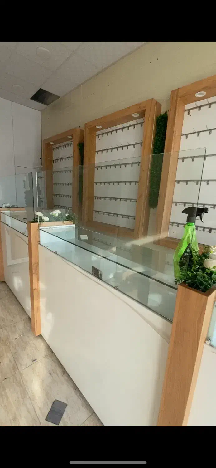 ویترین مغازه|فروشگاه و مغازه|میانه, |دیوار