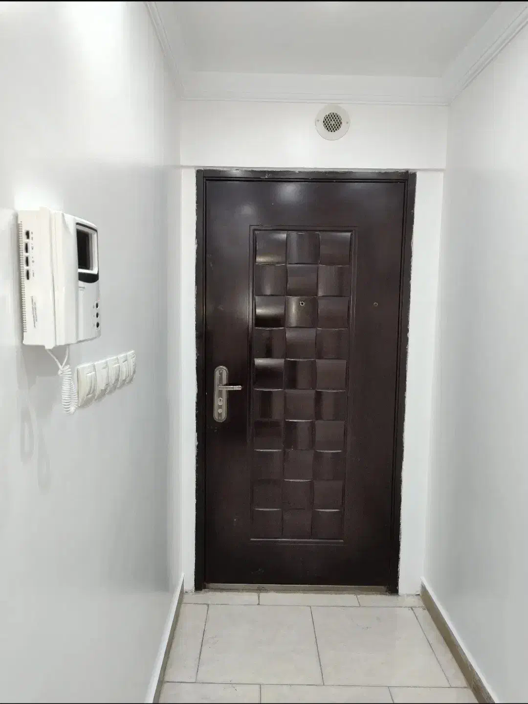 ۵۷ متری/فول امکانات/بازسازی/نزدیک مترو پیروزی