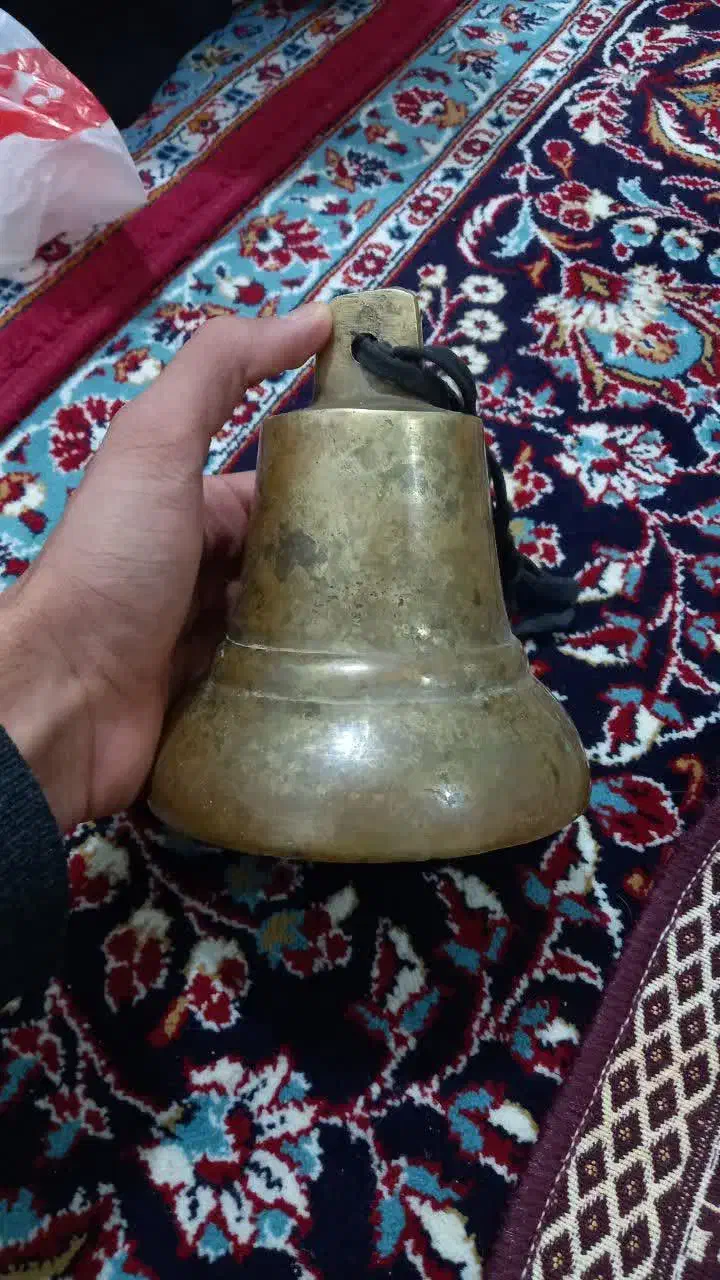 زنگوله برنجی|کلکسیون اشیاء عتیقه|یزد, |دیوار