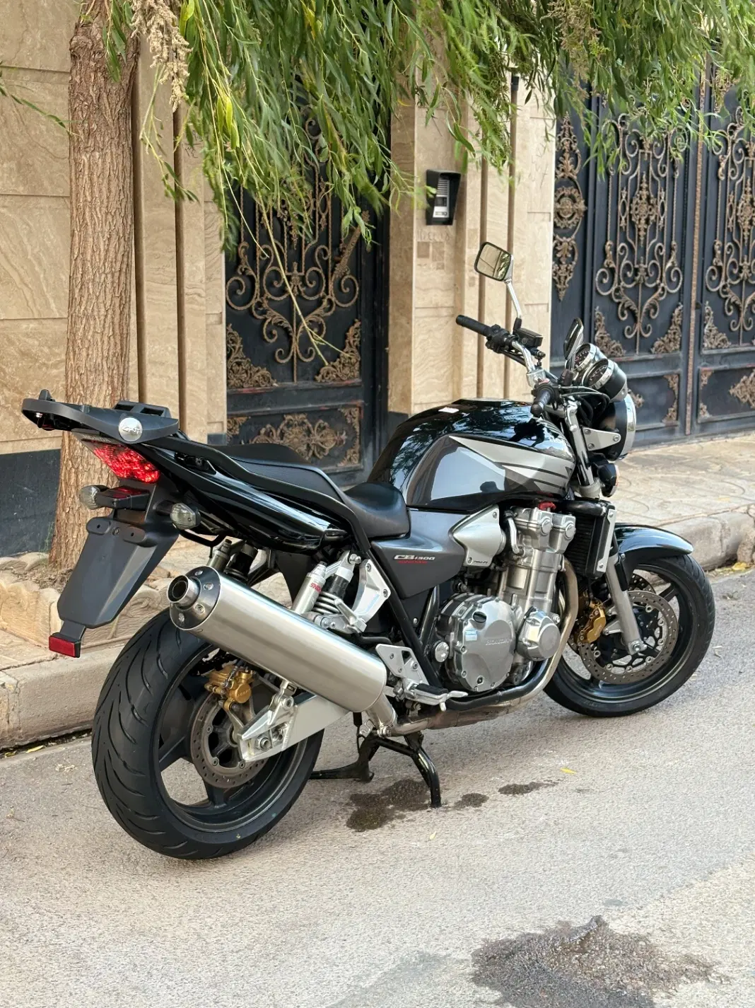 Cb1300سی بی|موتورسیکلت|تهران, دکتر هوشیار|دیوار