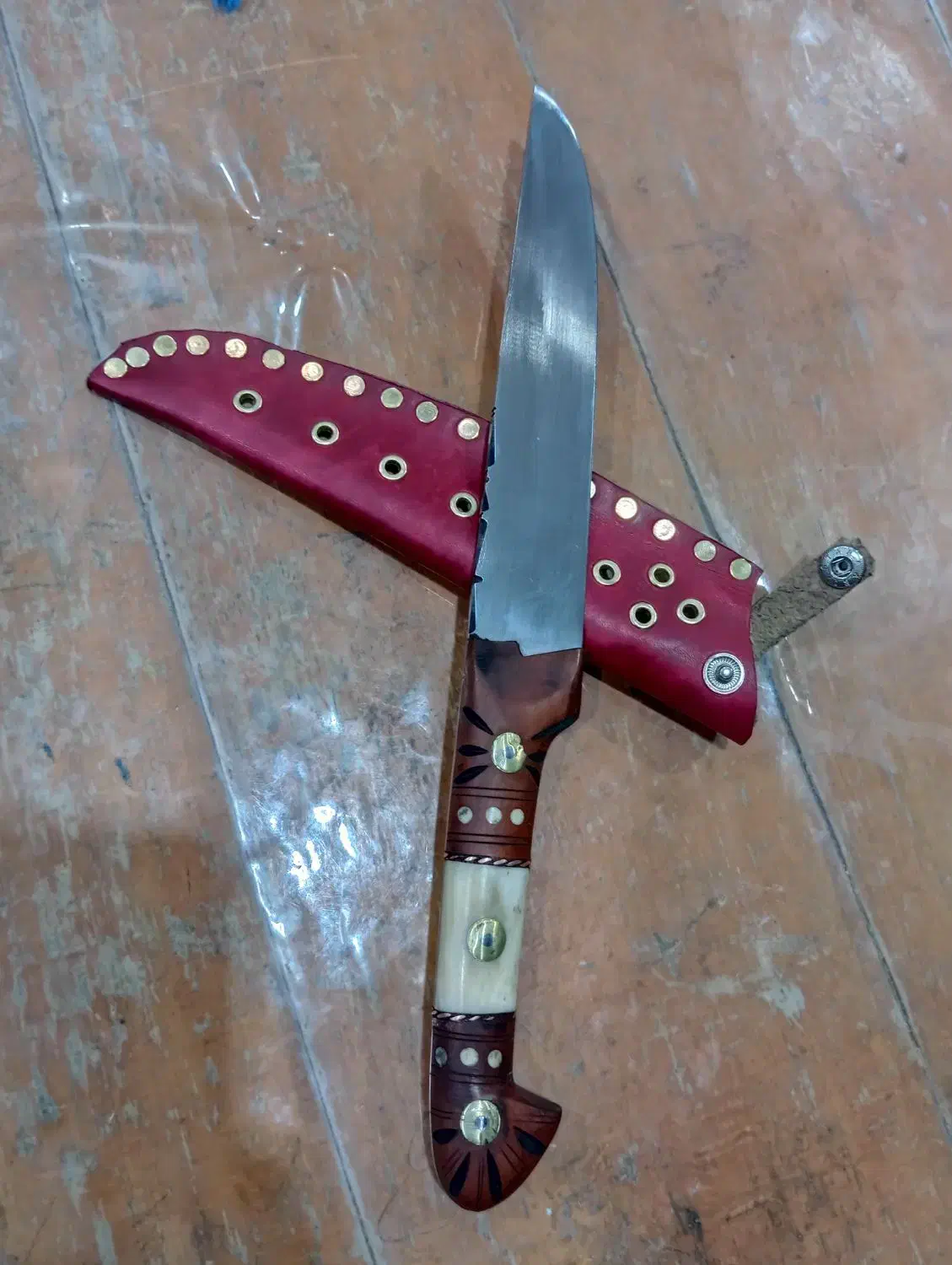 چاقو فولاد استیل دسته عناب وسط استخون ۳۰ تایی|کوهنوردی و کمپینگ|قم, چهل درخت|دیوار