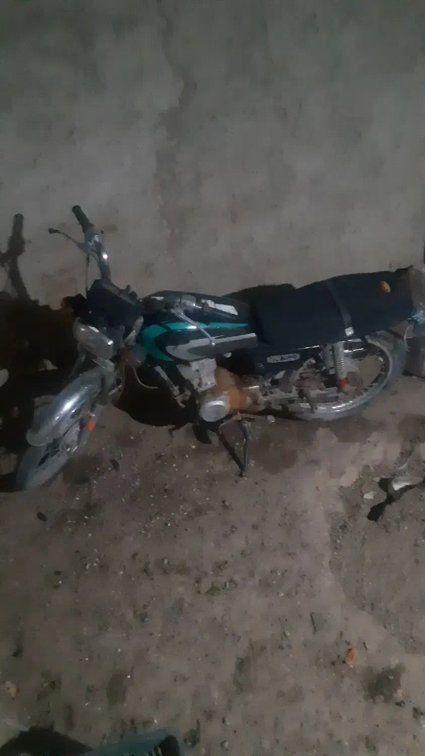 موتور سیکلت ۱۲۵ مدل ۸۶|موتورسیکلت|انزل, |دیوار