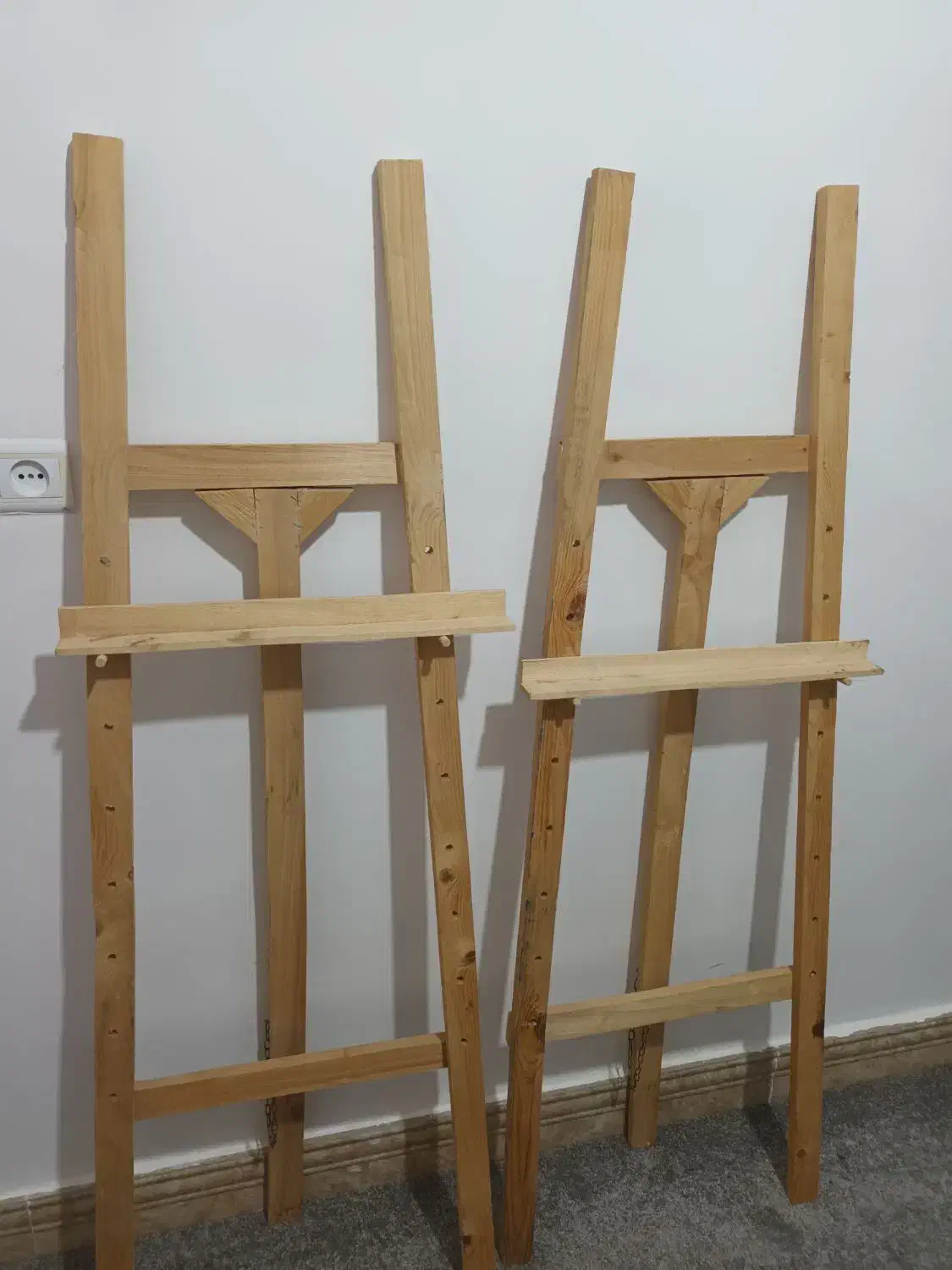 پایه نقاشی|لوازم التحریر|دوگنبدان, |دیوار