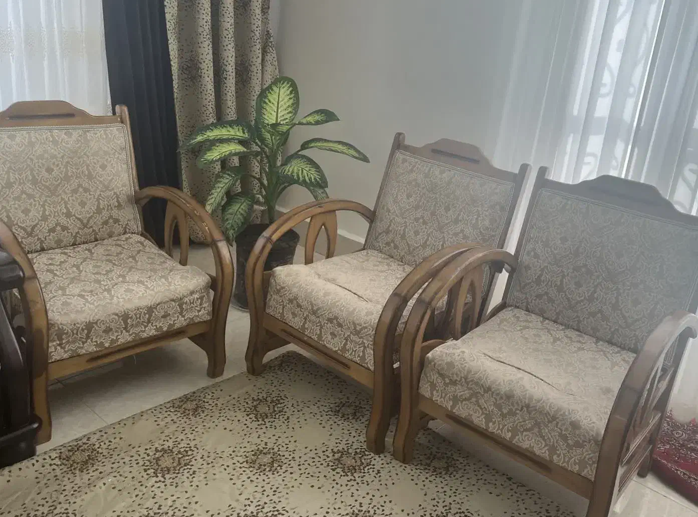 مبل چوبی ۸ نفره|مبلمان خانگی و میز عسلی|مراغه, |دیوار