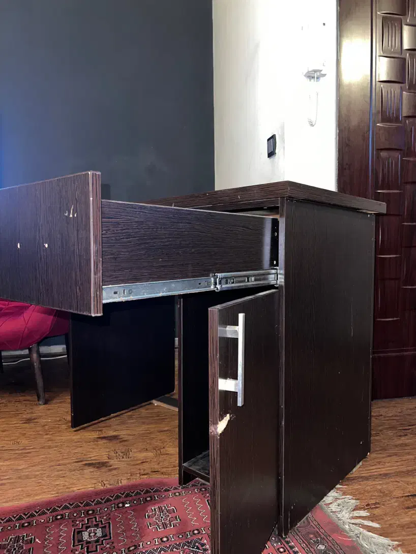 میز کامپیوتر|میز تحریر و کامپیوتر|ساری, |دیوار