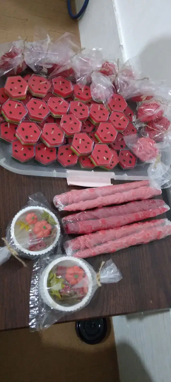 انواع شمع یلدایی قیمت از15تا120تومن|صنایع دستی و سایر لوازم تزئینی|شهرضا, |دیوار