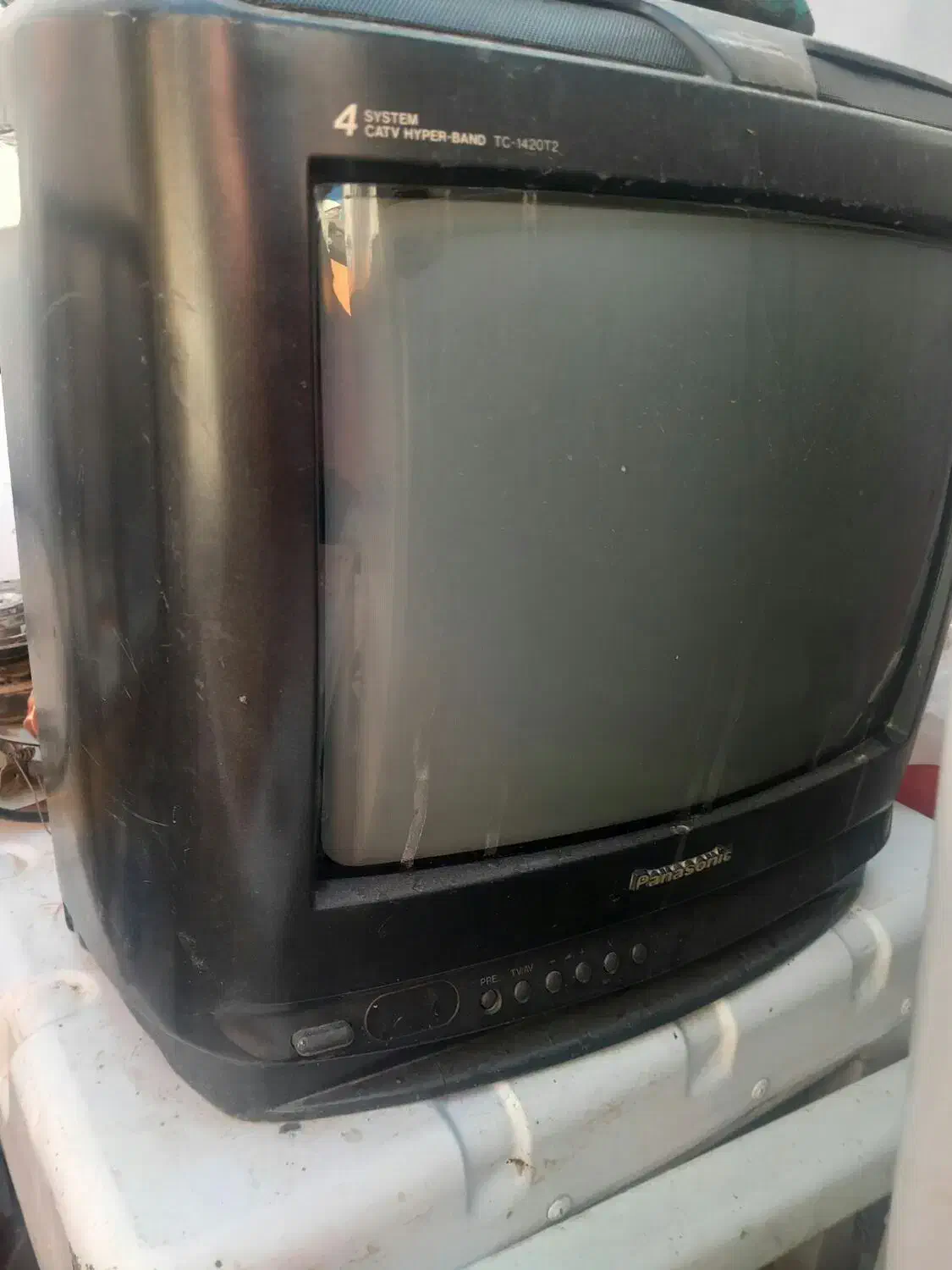 دوعدد تلوزیون|تلویزیون و پروژکتور|بجنورد, |دیوار