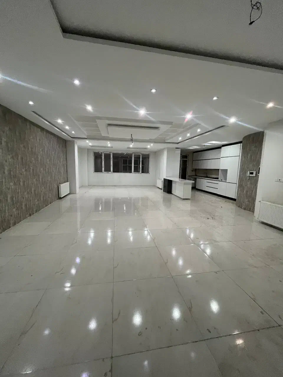 فروش . آپارتمان . 184 متری . ملاصدرای غربی|فروش آپارتمان|قزوین, |دیوار