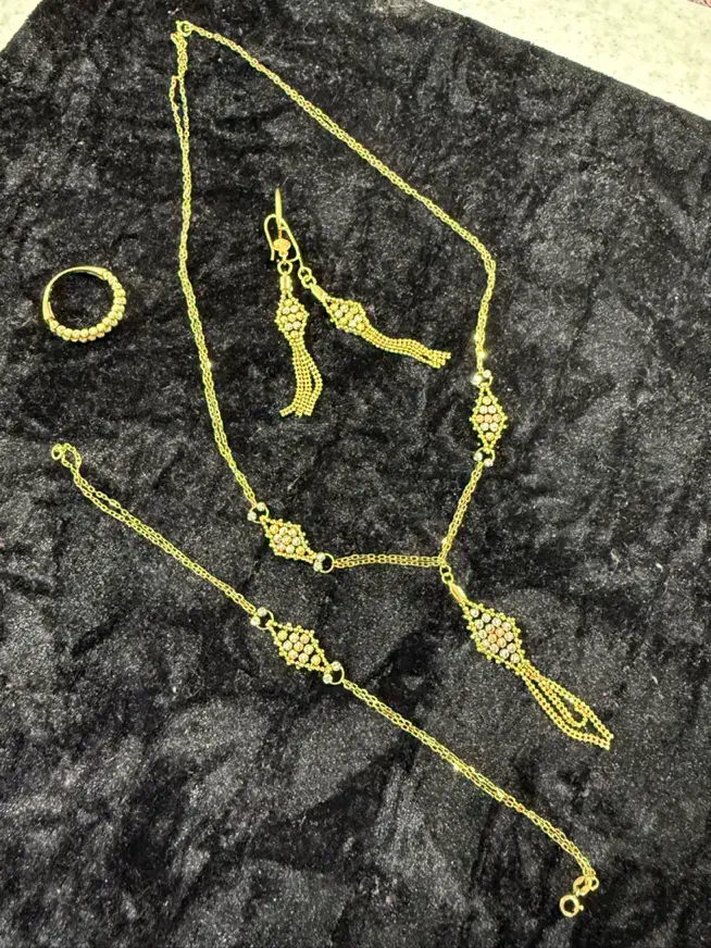 طلا|جواهرات|شیراز, پودنک|دیوار